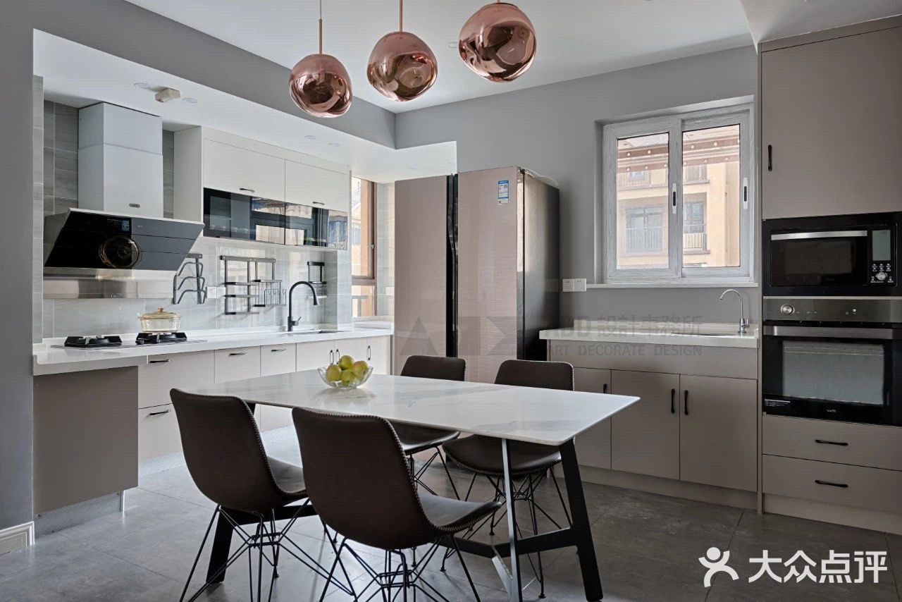 今日分享 90平北欧装修风格三居室，趣味十足