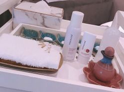 -香港倾城国际·美容美体中心