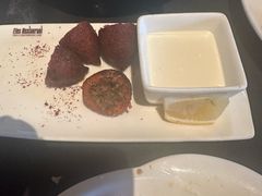 -Efes Turkish & Mediterranean Cuisine 艾菲斯餐厅(陆家嘴店)