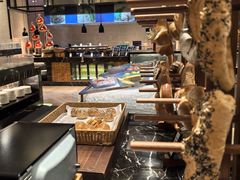 -广州万富希尔顿酒店·感趣自助餐厅·金秋蟹宴生蚝海鲜刺身烧烤