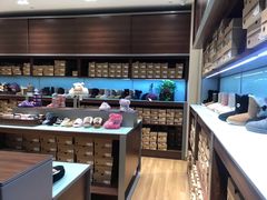 -UGG(燕莎奥特莱斯购物中心店)