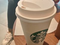 香草味拿铁-星巴克(深圳龙华人民北店)