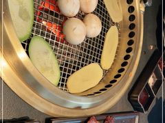 -铭牛烧肉·和牛海鲜自助(高新月牙湖店)