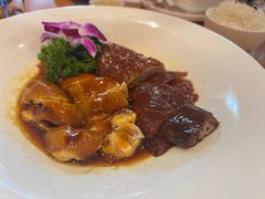 烧腊拼盘-粤域茶餐厅