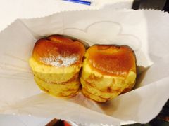 奶油香枕-可颂坊(中心书城店)