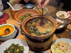 -吃饭皇帝大·土家民族菜(温州万象城店)