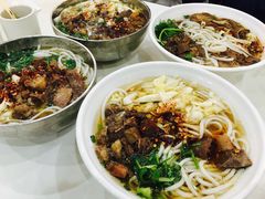 -花溪王记牛肉粉(四季花溪商场店)