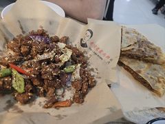 -老舅老蒙肉饼非遗店(一店)
