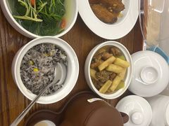 -雪梅月子中心(华侨城店)
