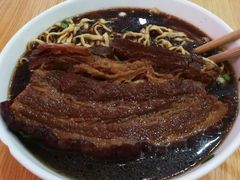 -小龙大肉面馆