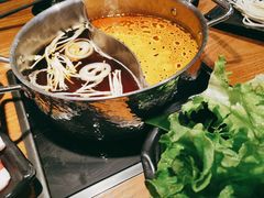 -呷哺呷哺(万达新世界店)