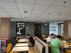 -麦当劳(电白服务区店)