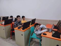 -童程童美·信息学竞赛·乐高机器人编程(昆明世纪城校区)
