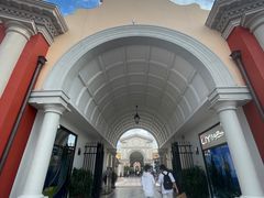 -佛罗伦萨小镇广佛名品奥特莱斯(疏港路店)