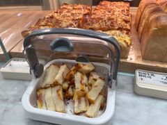 -HOT CRUSH趁热集合·现烤面包(环球港店)