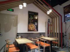 -极有家小鱼小鸡石锅煲(佳兆业店)