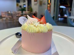 草莓双重芝士慕斯-风甜日暖·星座主题甜点(东二环泰禾店)
