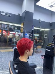 -藤野造型专业烫染接发