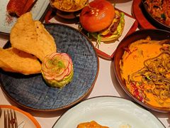 -阿妮叶李(光谷世界城店)