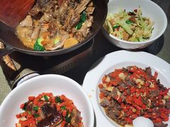 -老湖南民间菜·牛肉十八炒(花都店)