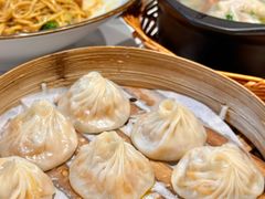 -馋三尺蟹粉小笼(人民广场店)