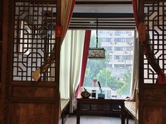 -红灯笼大酒楼(通湖路店)