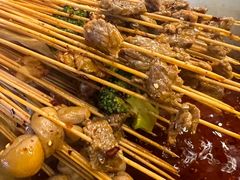 -拈签一笑黄牛肉辣卤串串