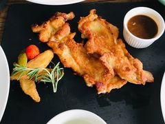 -喜洲吧·江畔老船厂·庭院餐厅(喜临院店)