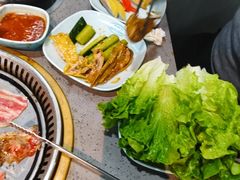 -金滏山·烤肉海鲜火锅自助(襄阳万达店)