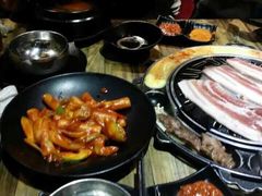 -哈哈碳都·牛肋条无限自助烤肉(台江万达店)