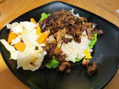 -陈老斯呼尔嗨吃烧烤(科巷店)