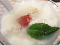 -张氏宽窄巷成都名小吃(茂业百货华强北店)