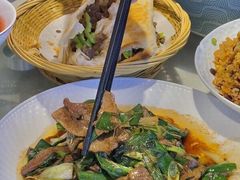 -乔阿马·江南味·驴肉香(龙湖华泾天街店)