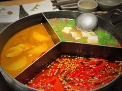 True&nbsp;Shan奔驰锅-三出山火锅(南京万象天地店)