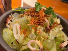 小鱿鱼芹菜色拉-SHAN山(前滩太古里店)