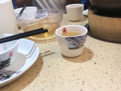 -芳村榕树头叹佬鸡煲(体育西店)