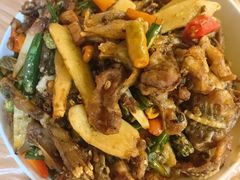 -鸿顺老铁锅美蛙鱼府(解放碑店)