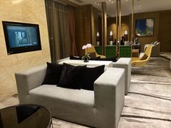 -青岛富力艾美酒店