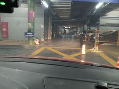 -复旦大学附属中山医院东院区-停车场