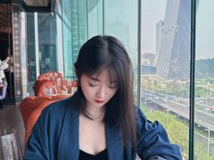 -福楼毕斯罗F Bistronome(国贸商城约会地标景观店)