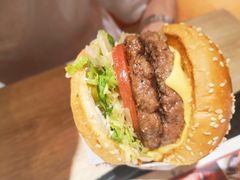 -The Habit Burger Grill 哈比特汉堡(复兴soho店)