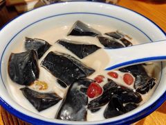 芋圆珍珠烧仙草-十六蒲(桂林路店)