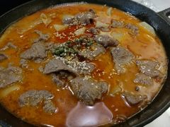 自制不老牛肉汤锅-付掌柜在成都·热炒砂锅集(金禾店)
