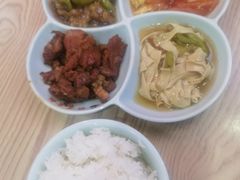 -晓宇盒饭(民安街店)
