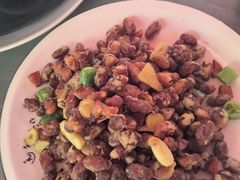 -土砂锅生态山庄·非遗砂锅雅鱼