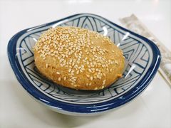 芝麻烧饼-张记酱牛肉(虎坊桥店)