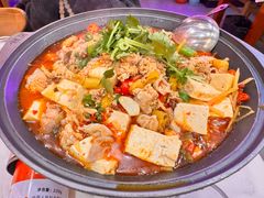 -海盗船. 龙虾烧烤. 酒馆