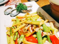 -黄泥岗·地道湖北菜(奥特莱斯店)