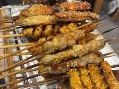 -烤满分·东北烧烤(首经贸店)