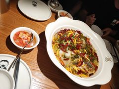 -江渔儿酸菜鱼专门店(明珠广场店)